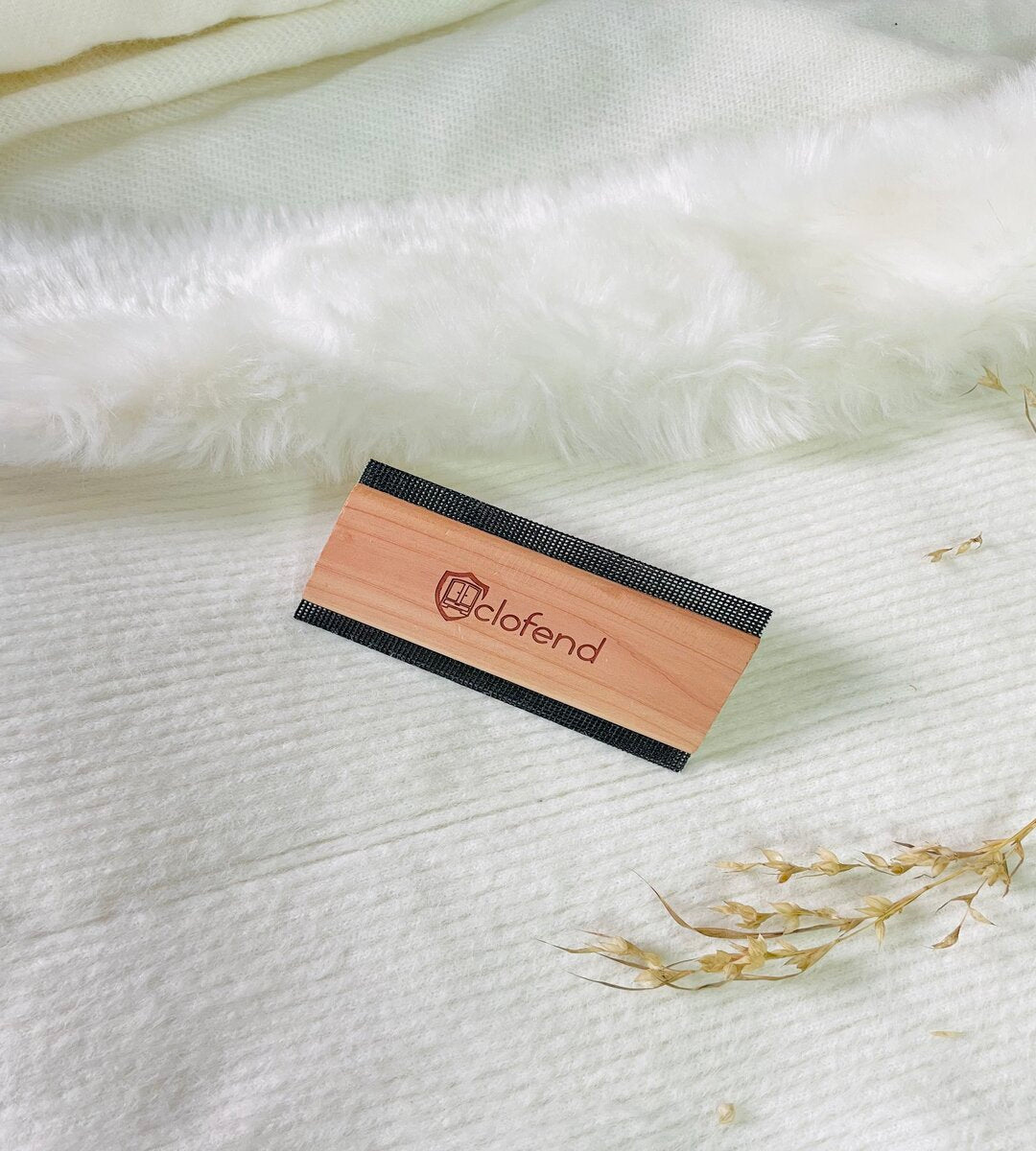 Cashmere Comb in Red Cedarwood